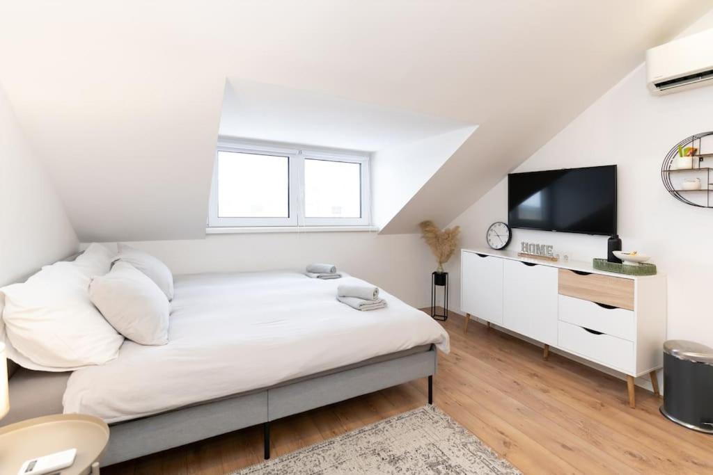 Cozy Studio Ana&Stela In Center Of Zagreb Exterior photo